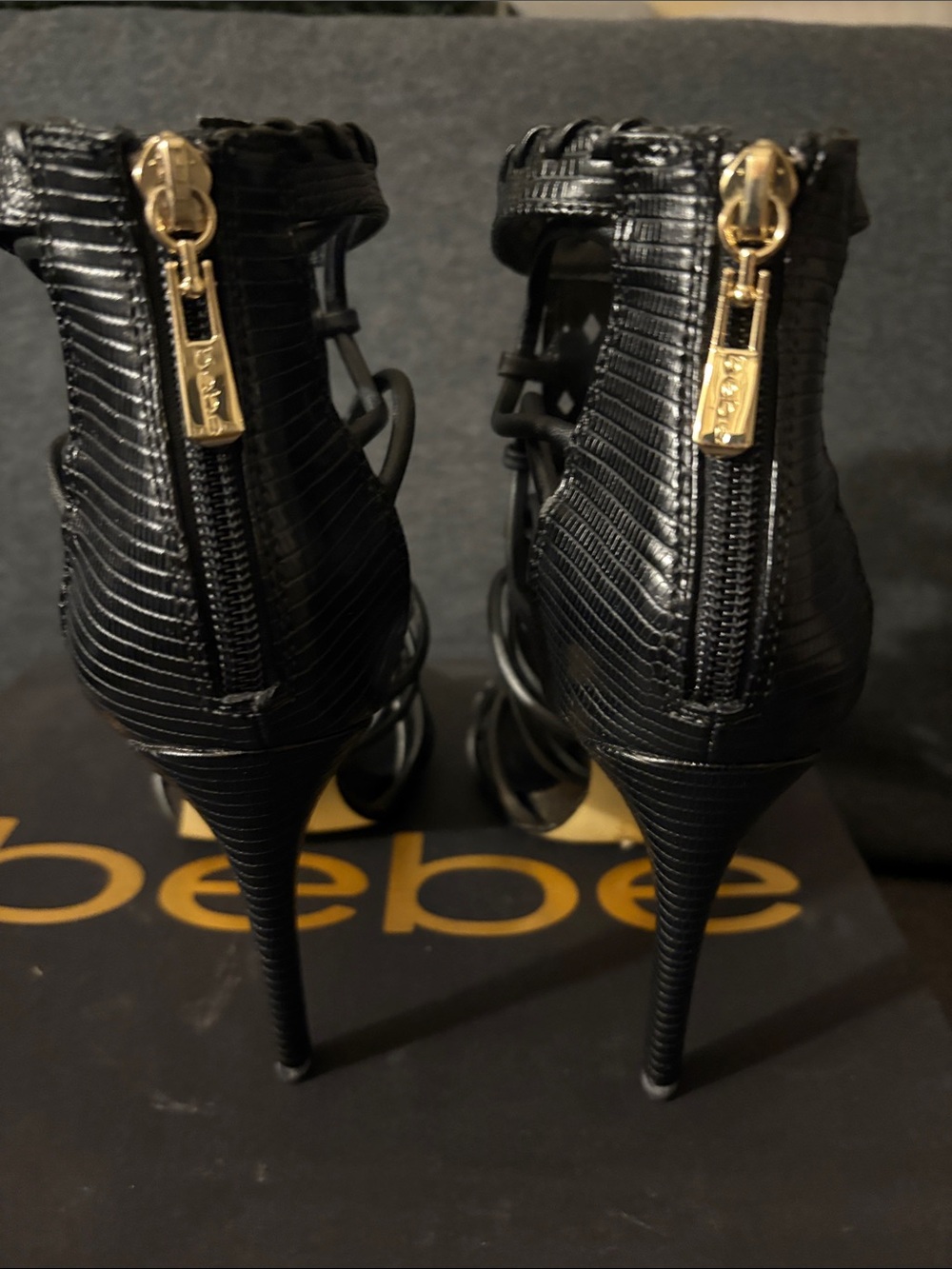 Bebe Kayley cutout sandal heel - Picture 3 of 4